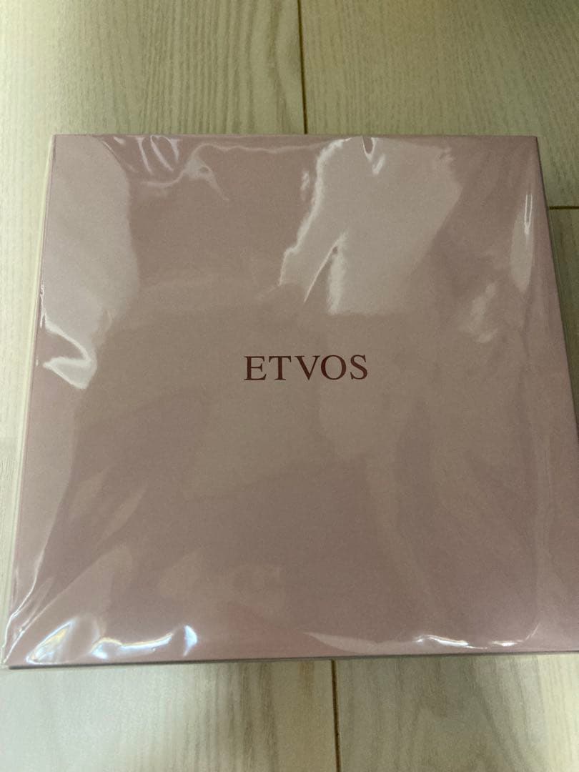 ETVOSクリスマスコフレ2025