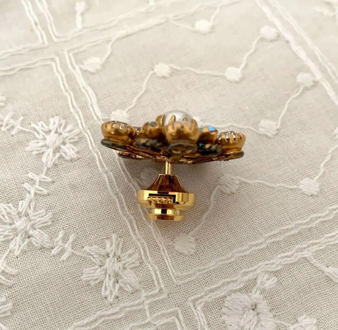 ピンブローチ　WAKO