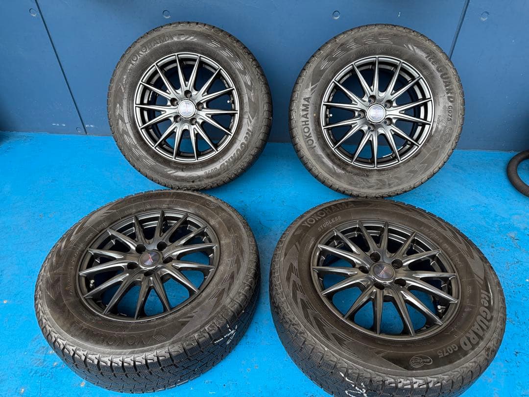 スタッドレスタイヤ ice GUARD G075 215/70R16