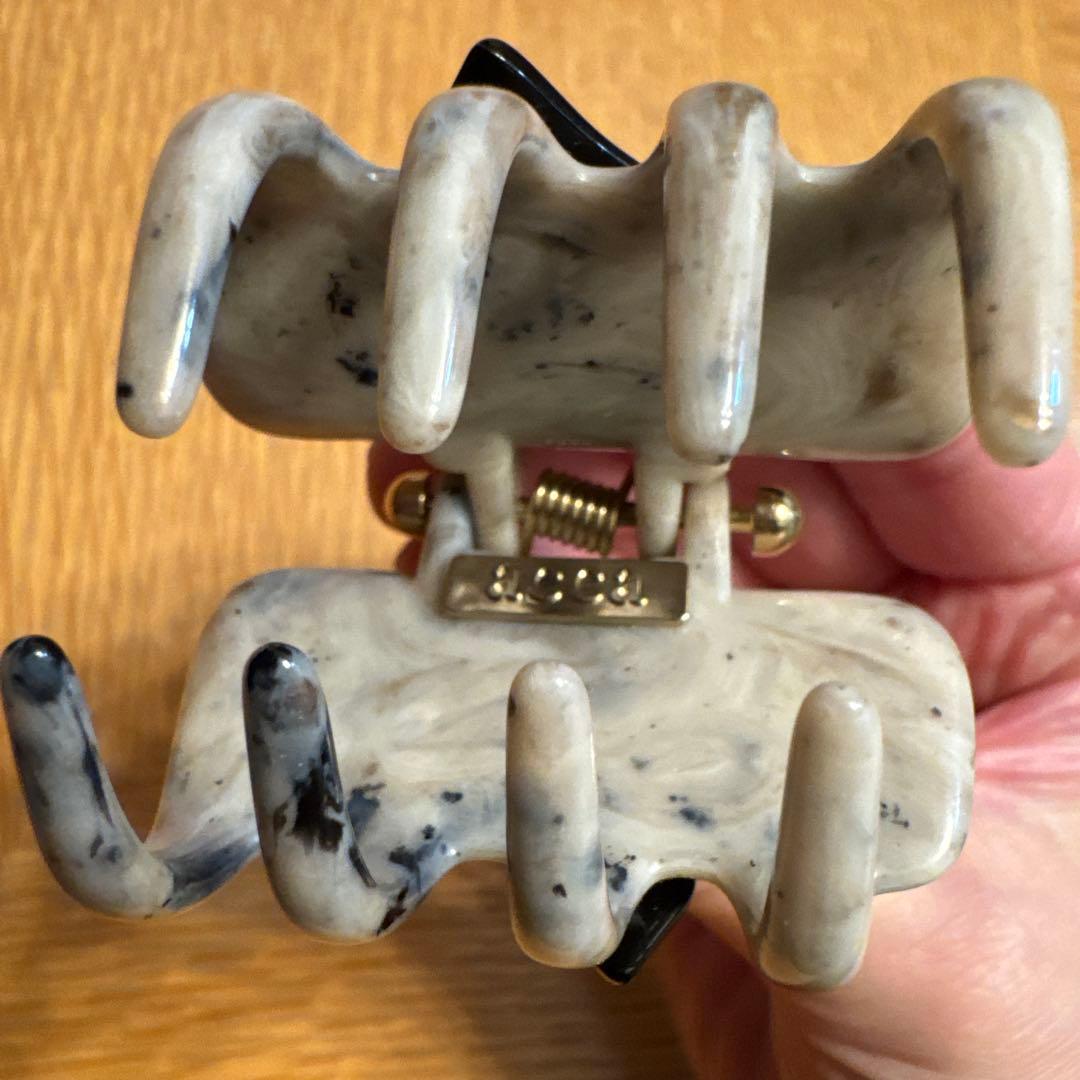 acca ヘアクリップ ペトラGサイズ