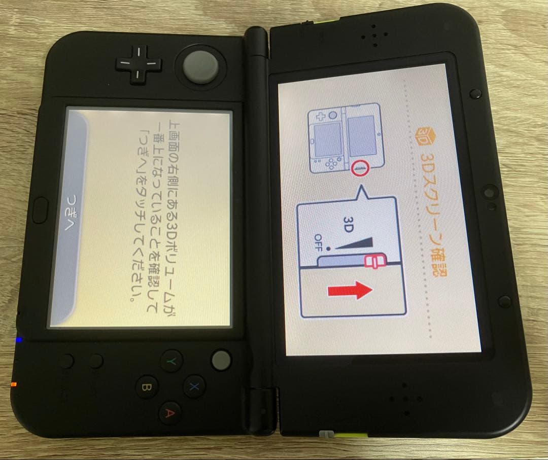 【美品】Newニンテンドー3DS LL ライム×ブラック