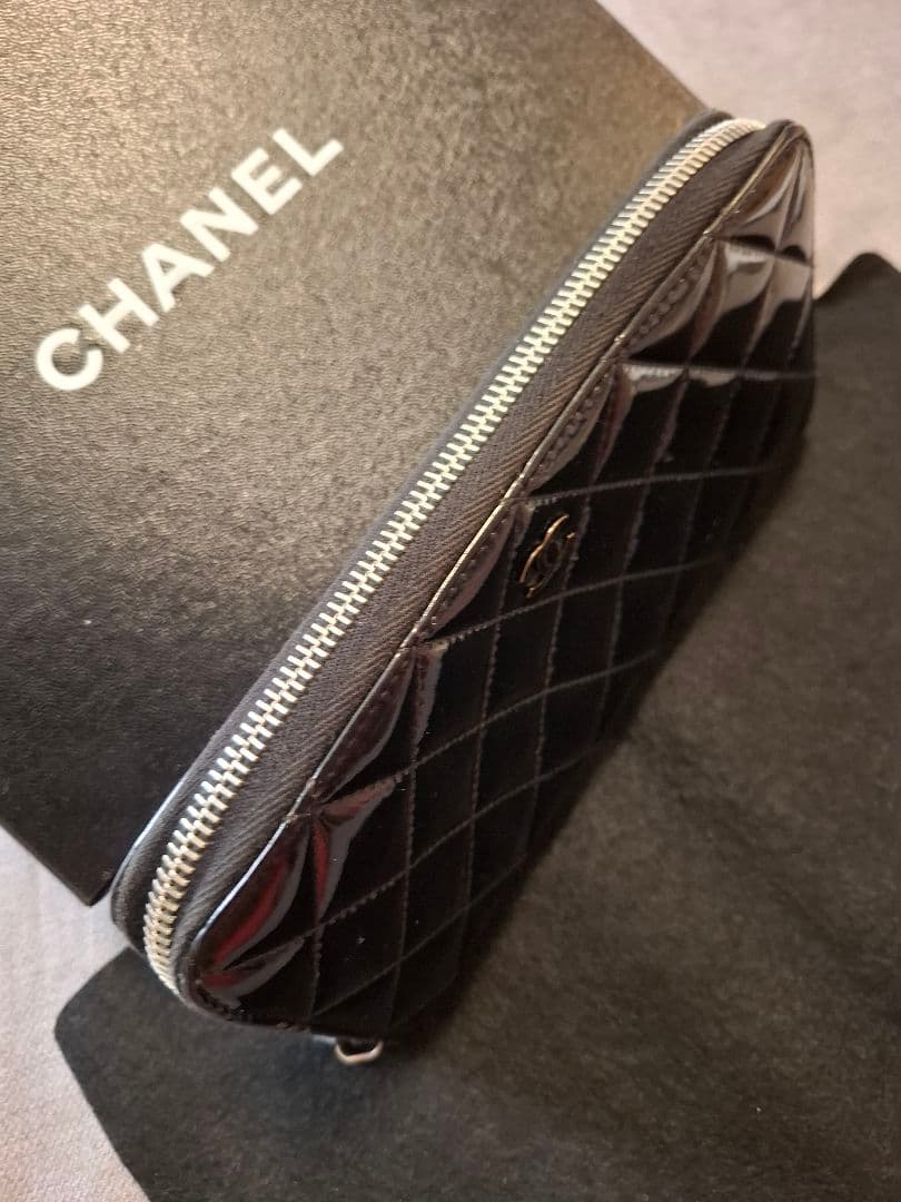 (*)様 ・シャネル ブリリアント ラウンドファスナー 付属品完備 正規品 CH