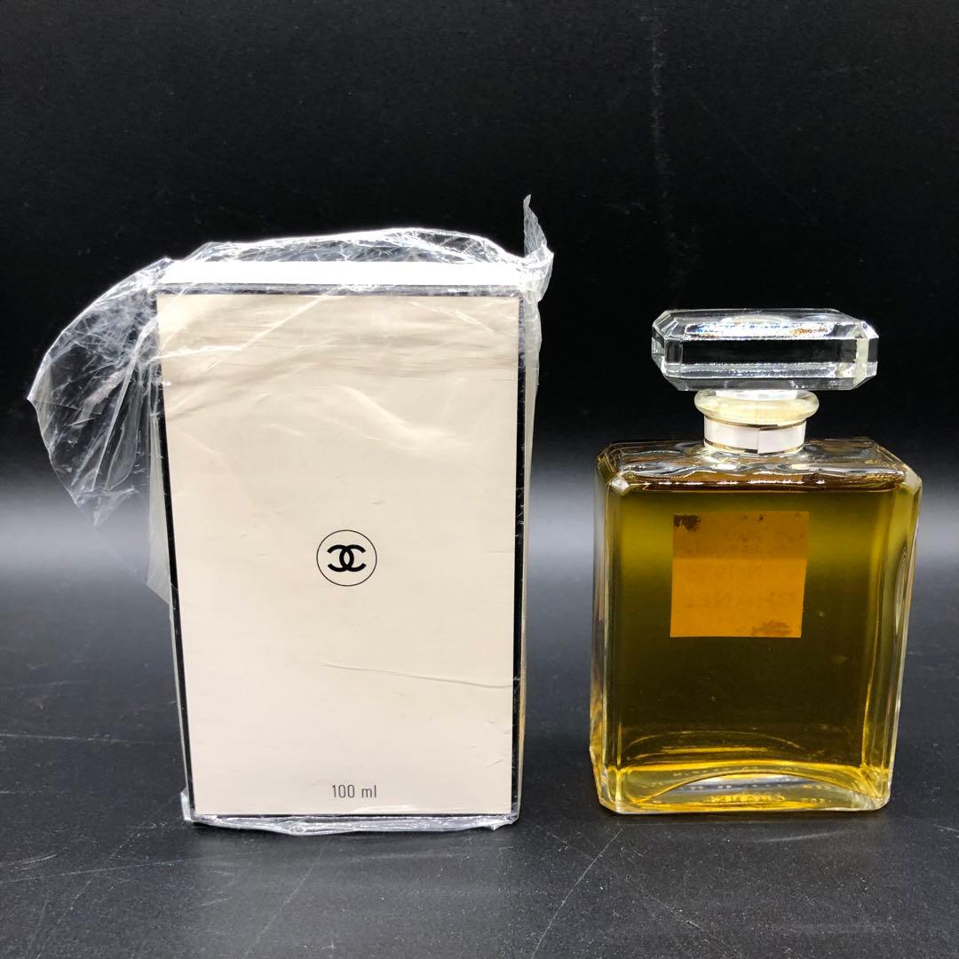 CHANEL シャネル N°19 オードゥパルファム 100ml