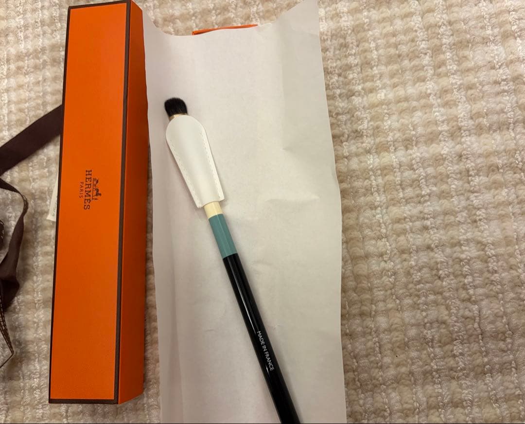 新品❗️エルメス　アイシャドウブラシ ロンブルール