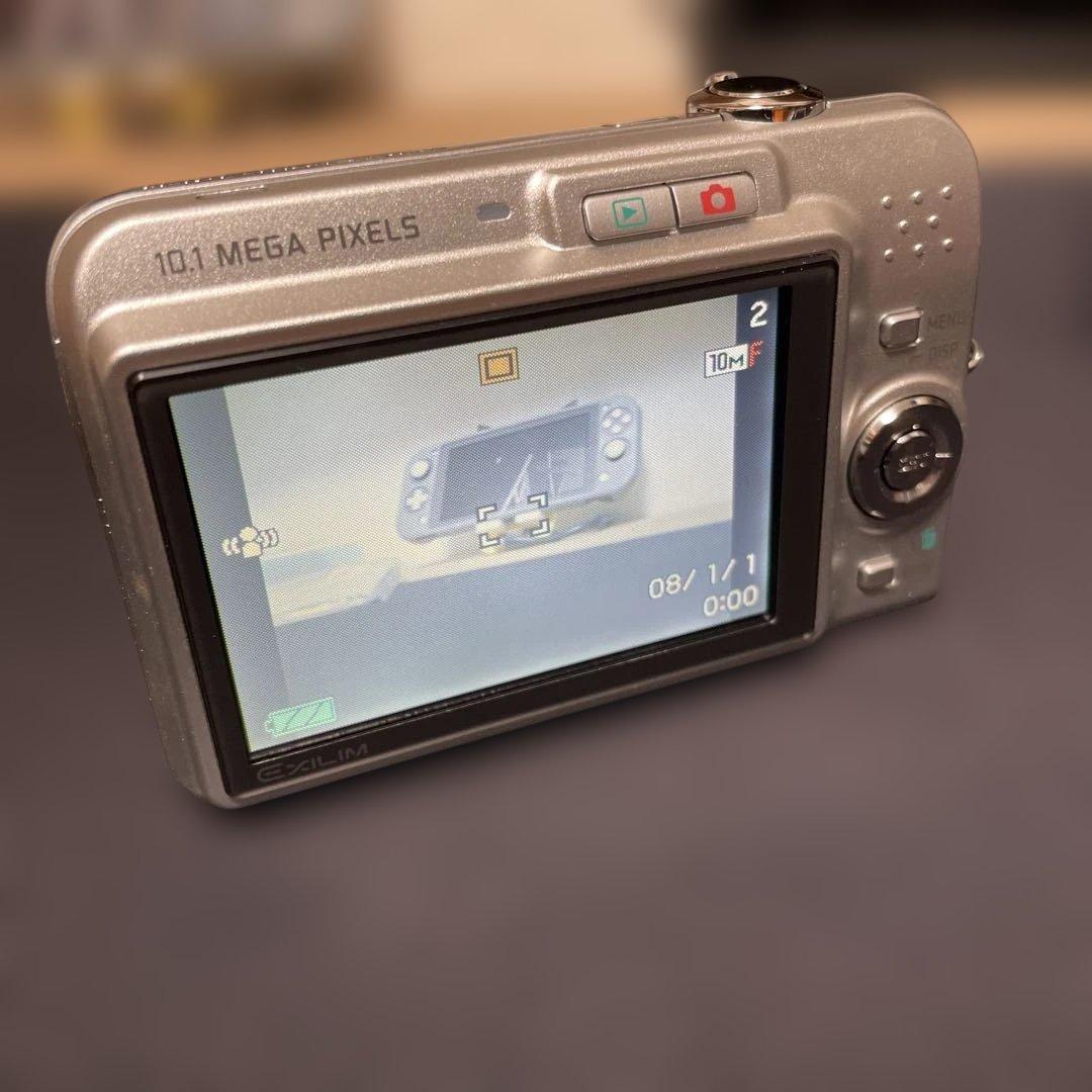 Casio EXILIM EX-Z1050 コンパクトデジタルカメラ