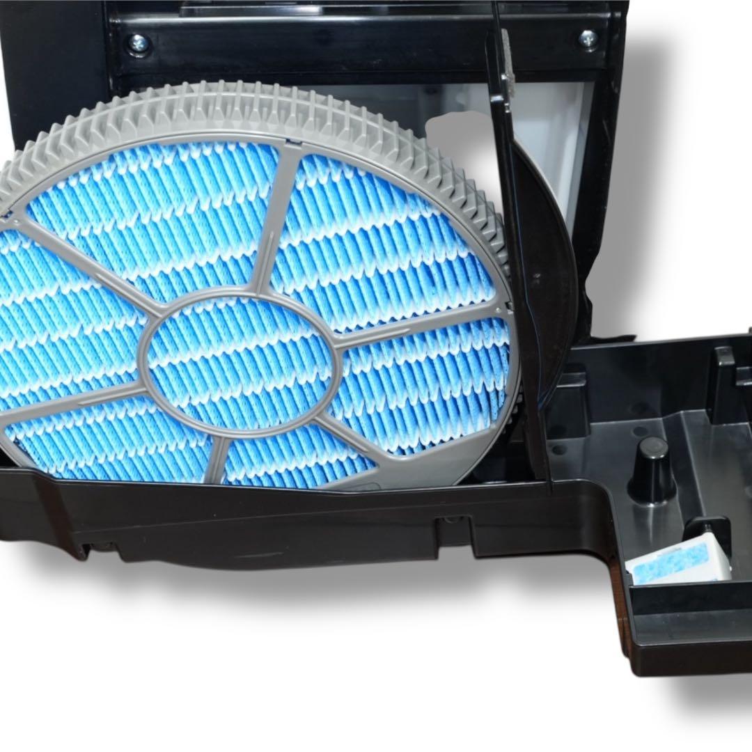 【超美品】SHARPシャープ空気清浄機KC-HD70-W加湿除湿2021年製