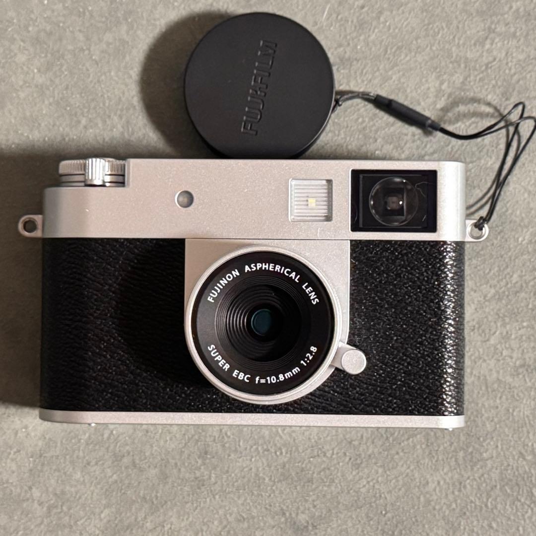 富士フイルム デジタルカメラ X half F X-HF1-S シルバー