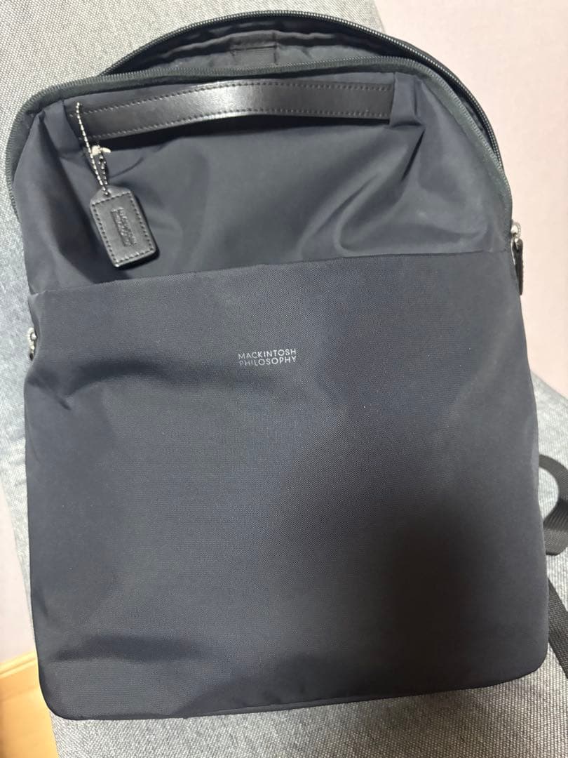 美品！マッキントッシュフィソロフィー　ビジネス　バックパック　リュック　pc対応