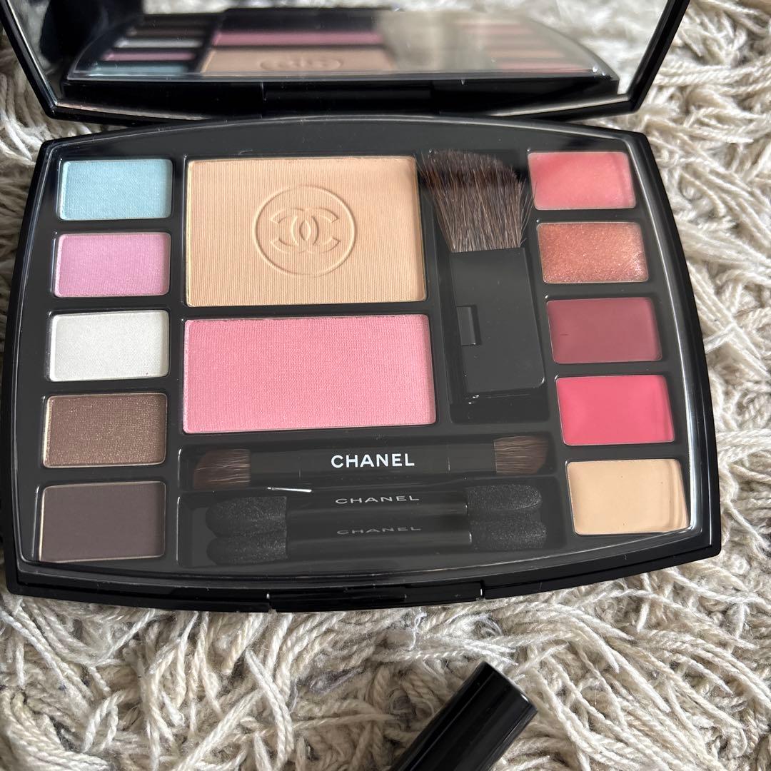 専用　TRAVEL MAKEUP PALETTE ALTITUDE パレット