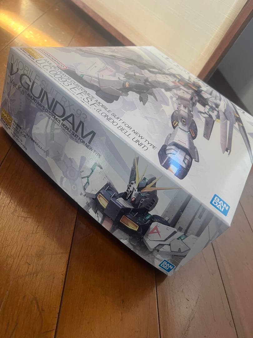 お年玉正月限定セール✨[送料込・最安値]MG νガンダムver.ka 1/100