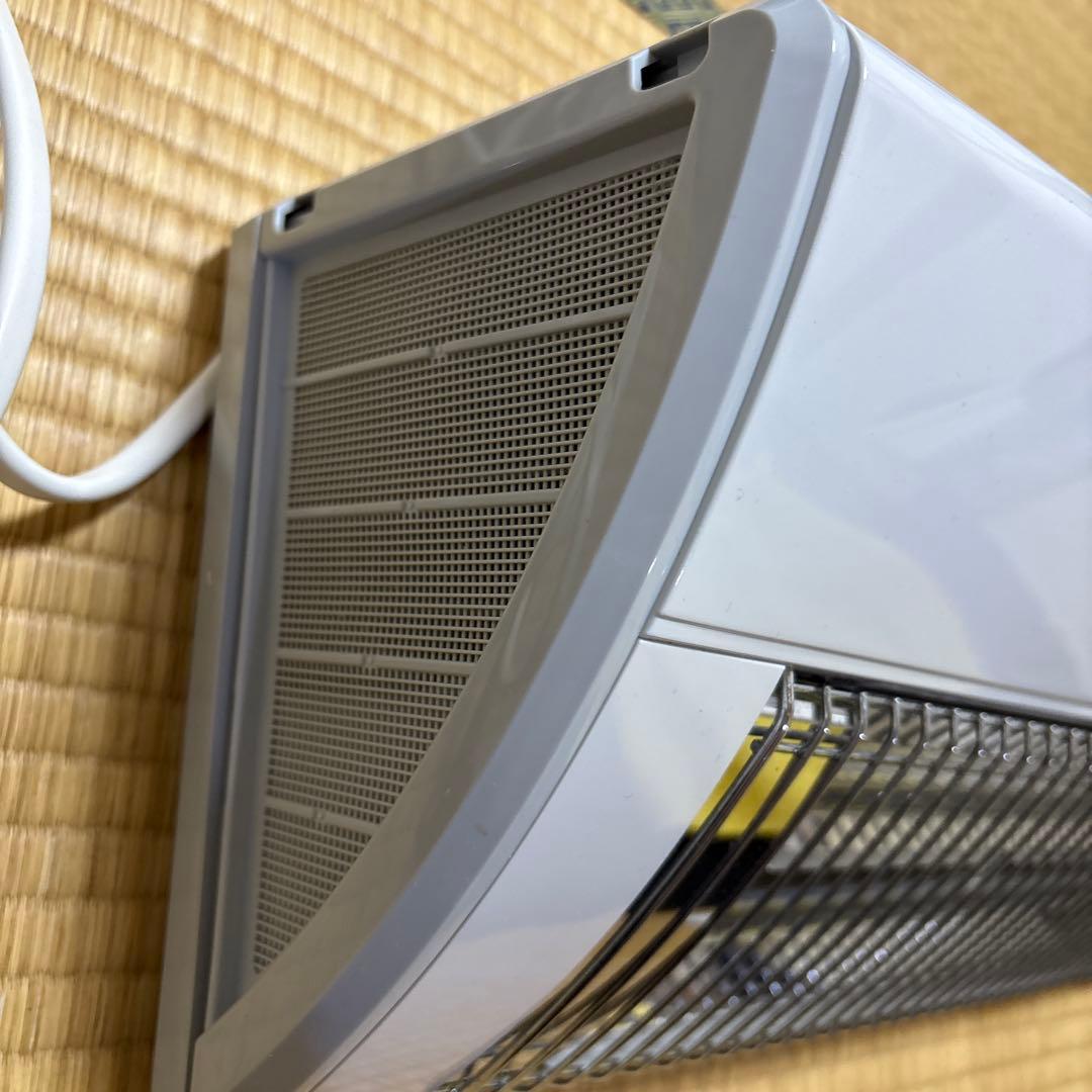 コロナ 壁掛型遠赤外線 ウォールヒート