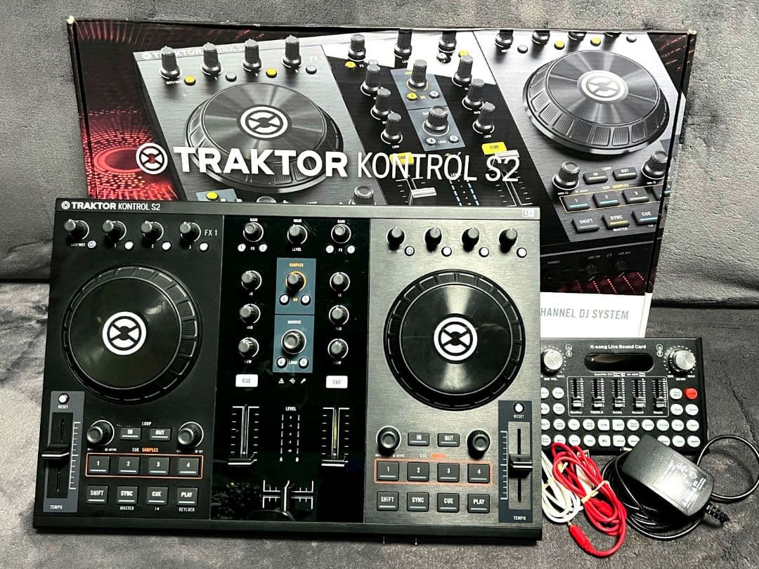 美品　TRAKTOR KONTROL S2 DJコントローラー　サンプラー
