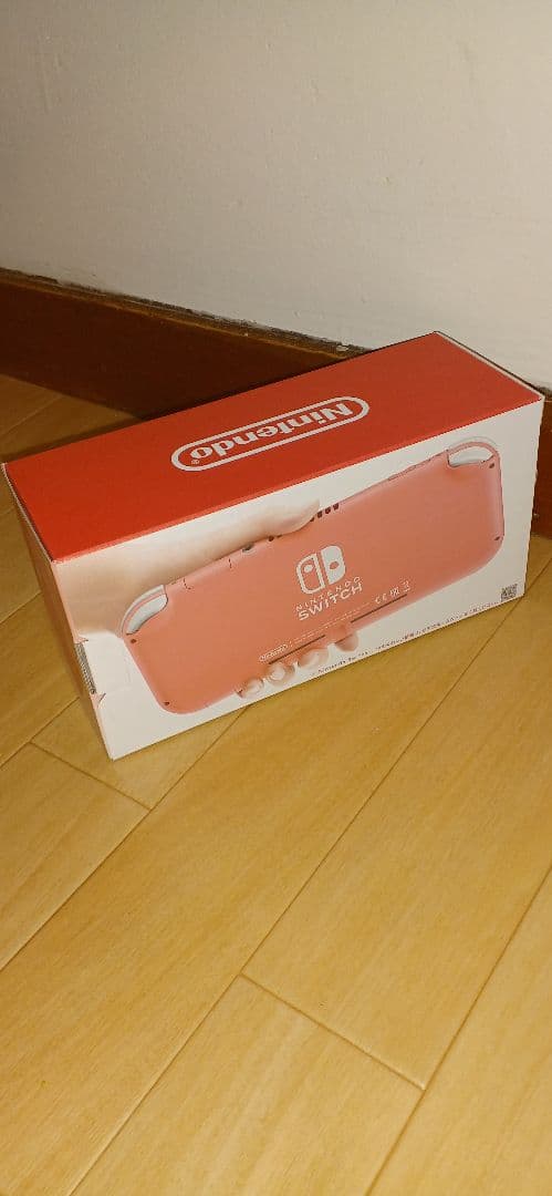 【新品未使用】任天堂 Switch Lite コ一ラル１台