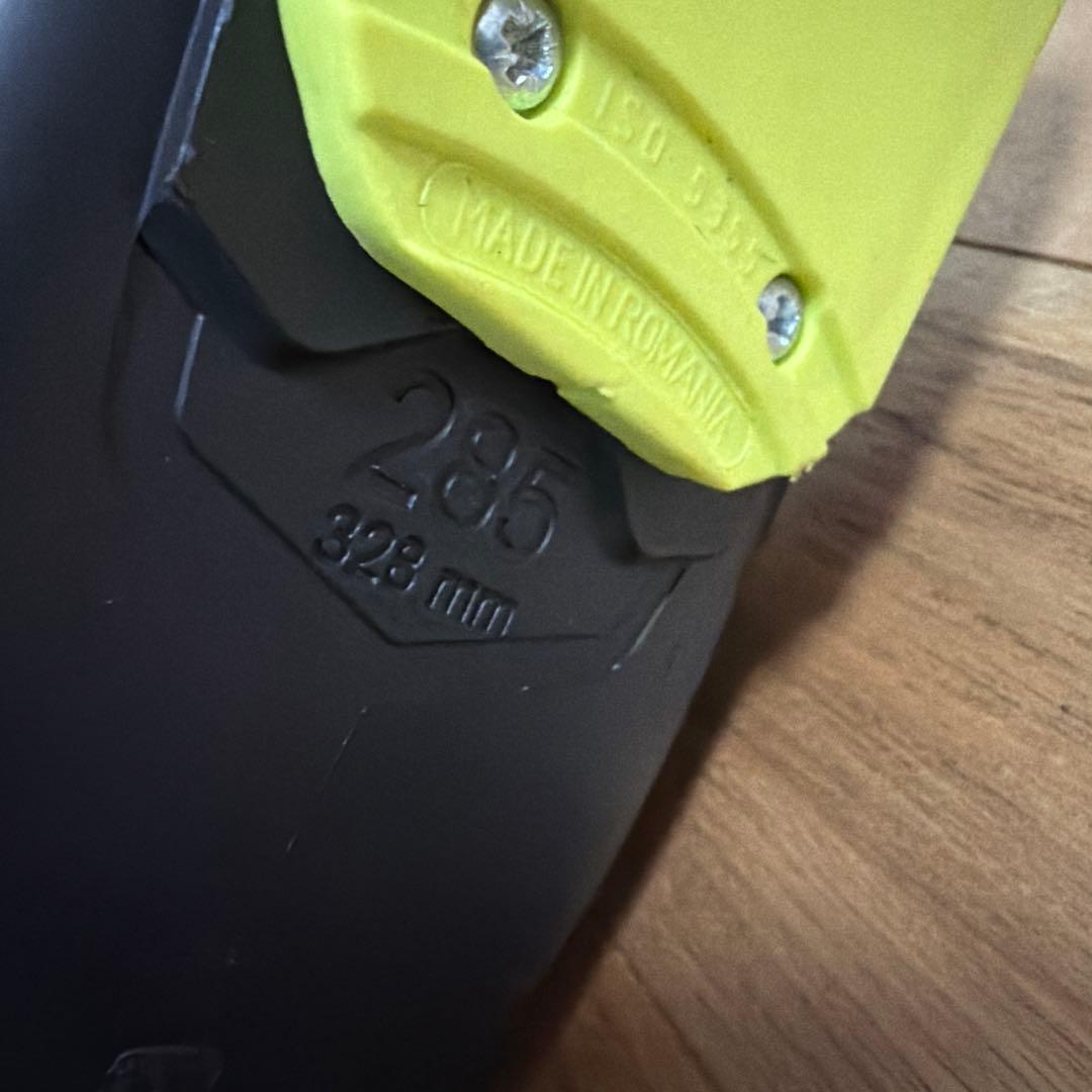 【ほぼ未使用】Rossignol ロシニョールEvo70 28.5cm①