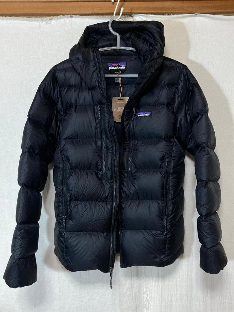 新品 2026 フィッツロイ XS 黒 パタゴニア ダウンジャケット