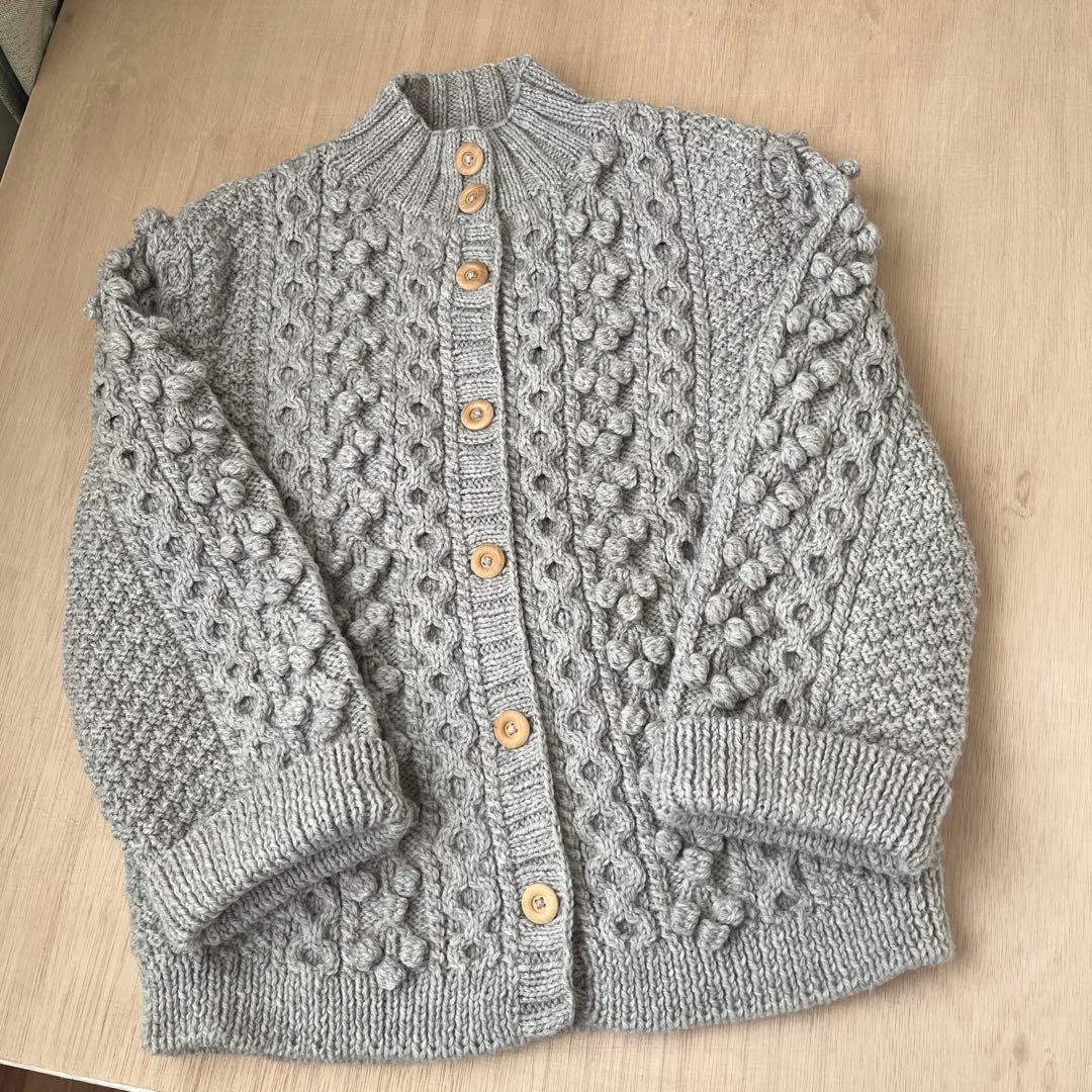 グレー ケーブル編み カーディガン　ハンドメイド　ハマナカ　ソノモノウール100