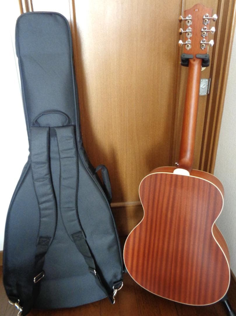 GUILD OM-240E NAT　新品同様！ エレアコ　純正ギグバッグ付属