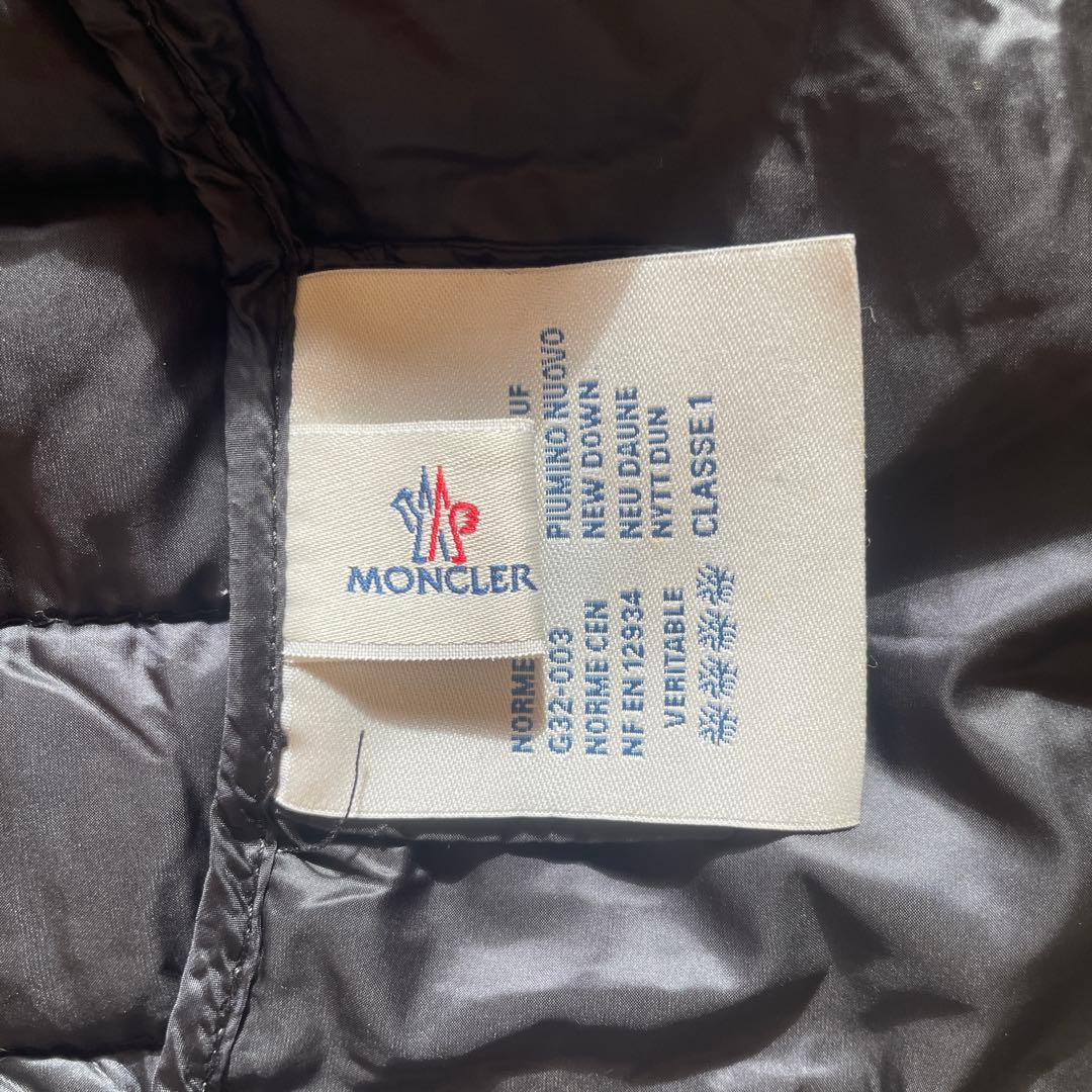 【美品】MONCLER ダウンベスト ブラック S コンパクト収納