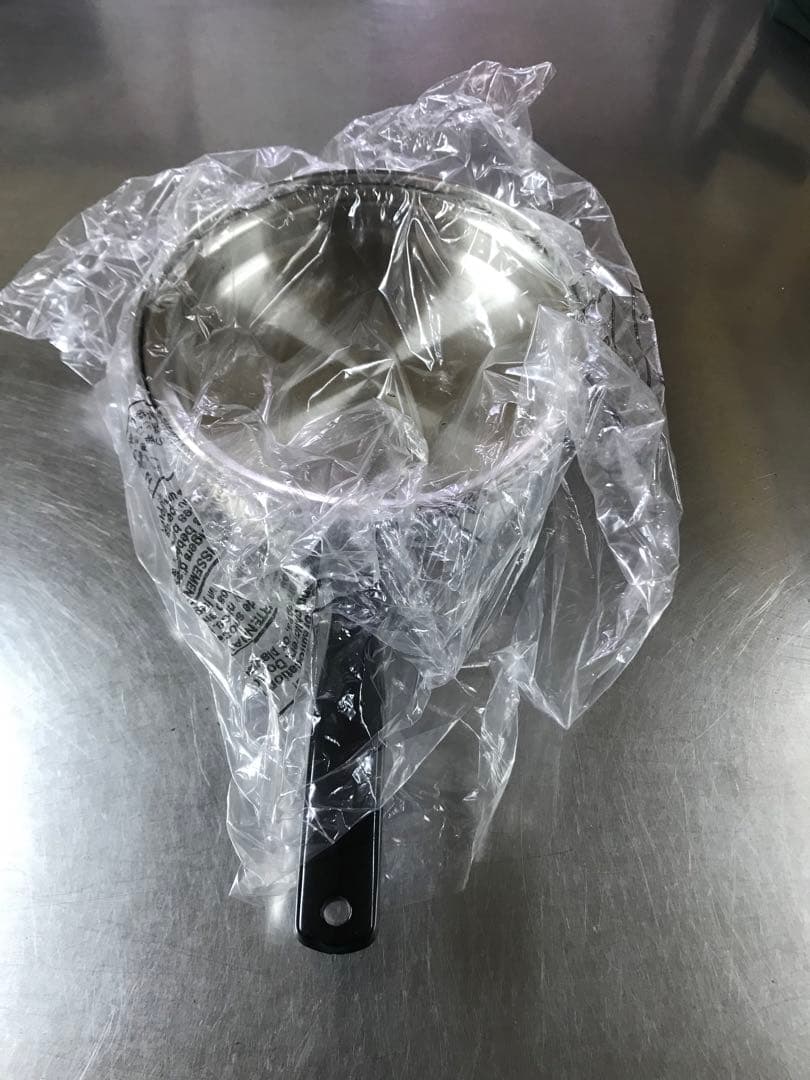 ＩＨ対応　2コートフタ付き　新品　インコア　ウイスコ