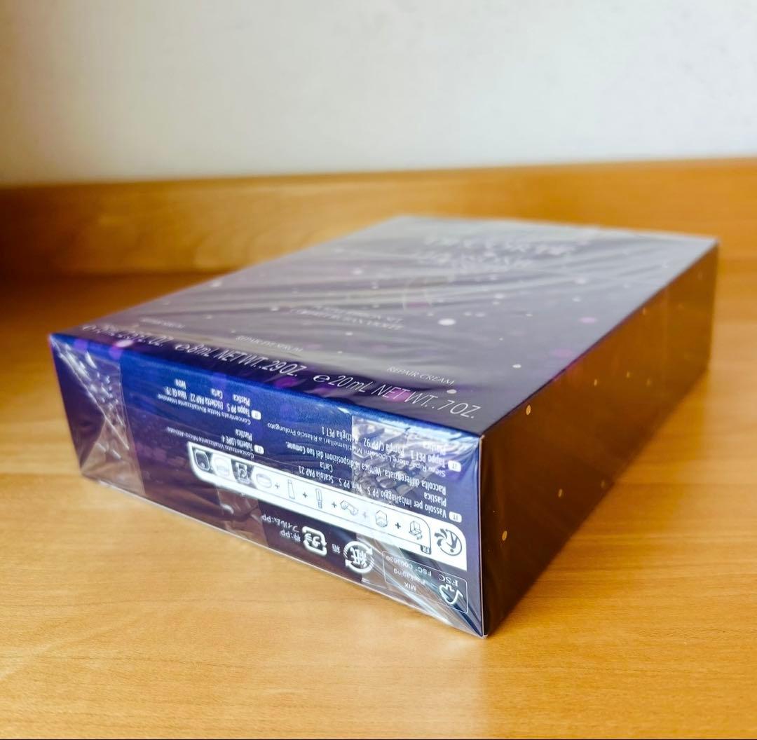 DECORTEコスメデコルテリポソームアドバンストリペアクリーム　パープルリボン