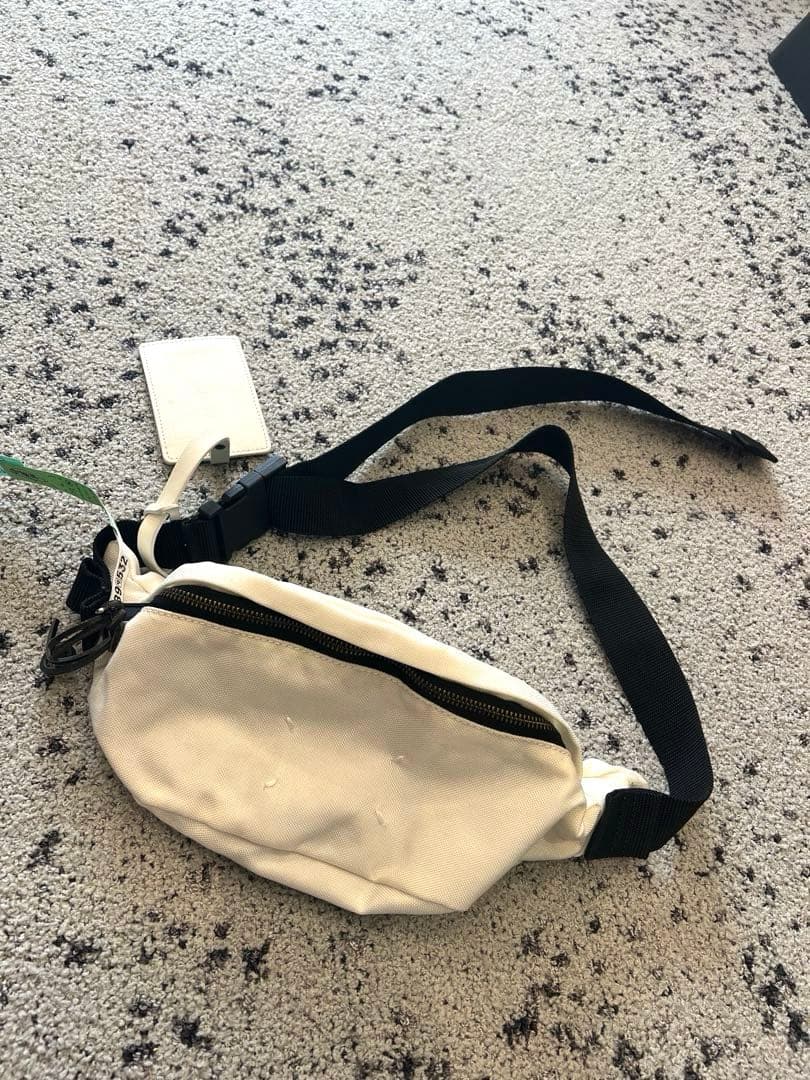 メゾンマルジェラ ボディバッグ