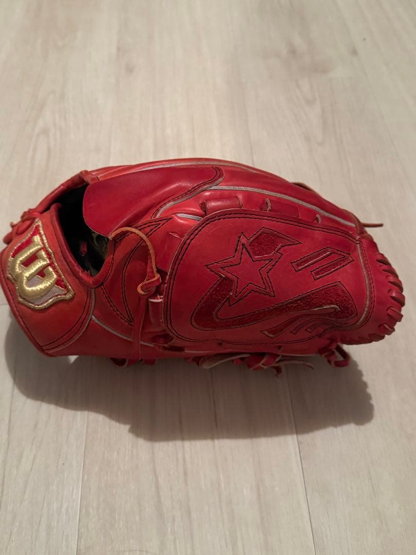 Wilson 硬式グローブ レッド　限定ラベル