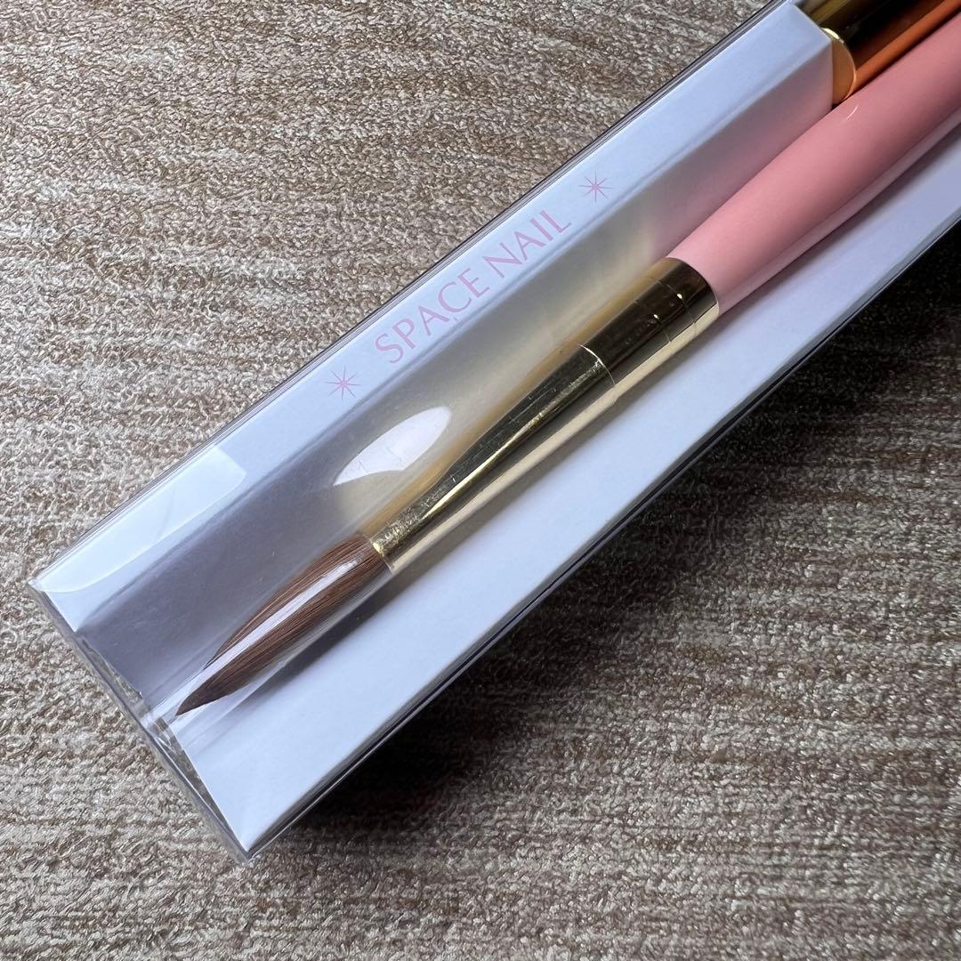 【新品・未使用】フルーリア スカルプチュアブラシ ピンク(キャップ付)