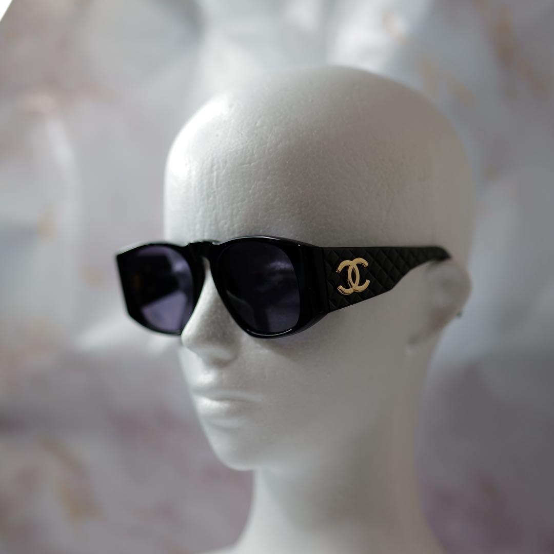 CHANELオールドシャネル ココマーク マトラッセ Y2K ロゴ サングラス