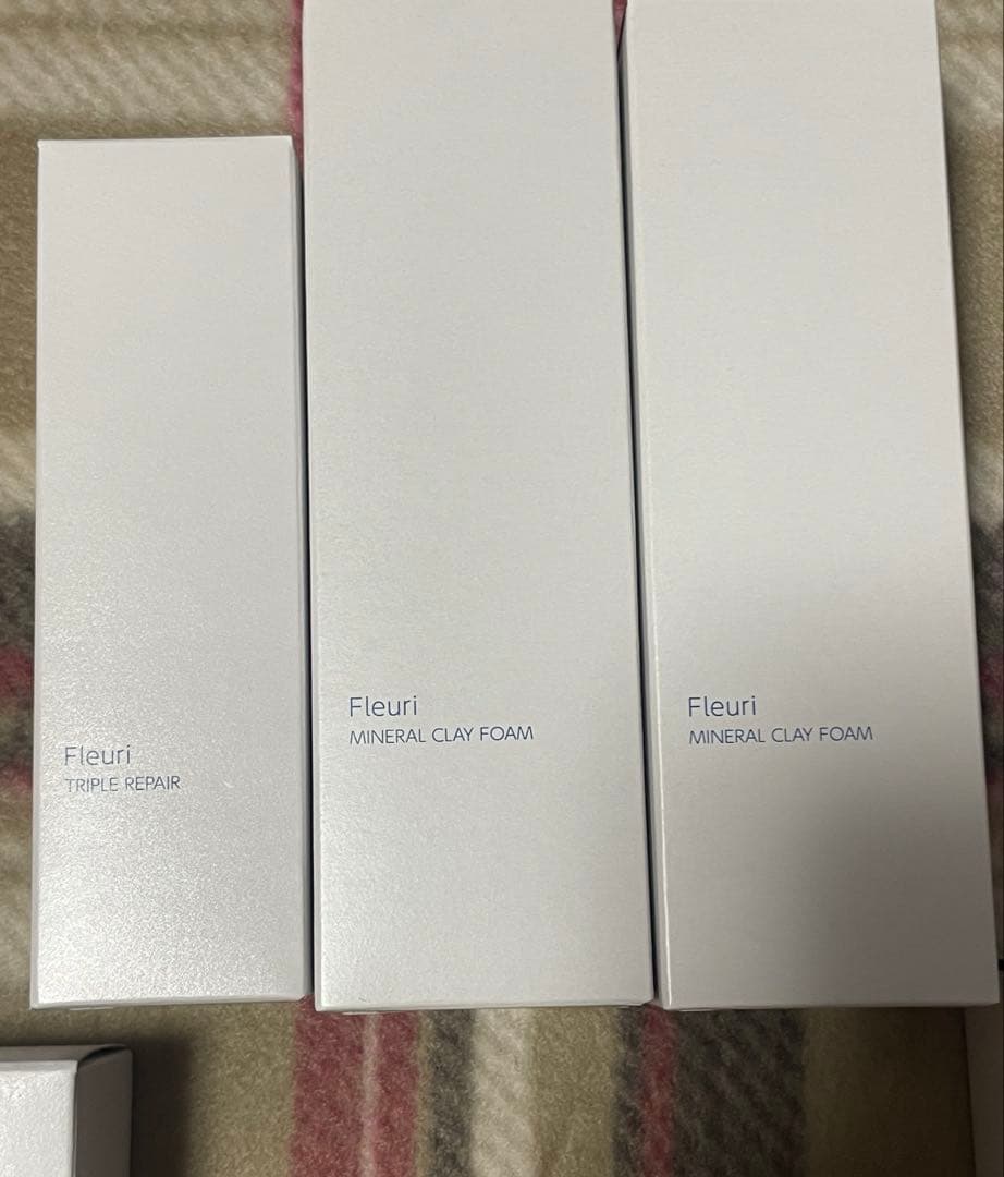 フルリ　クリアゲルクレンズ　ミネラルクレイフォーム　トリプルリペア　セット