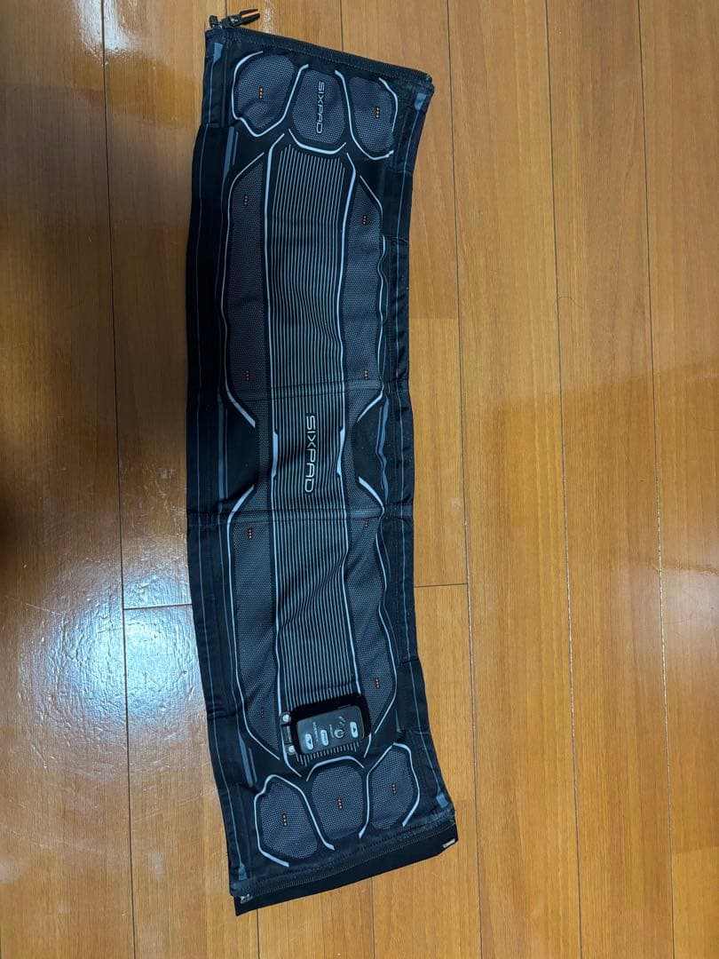 正規品　SIXPAD シックスパッド コアベルト　M
