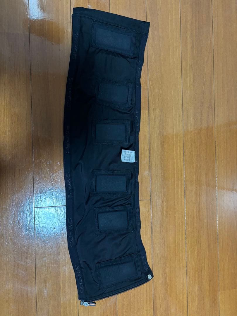 正規品　SIXPAD シックスパッド コアベルト　M