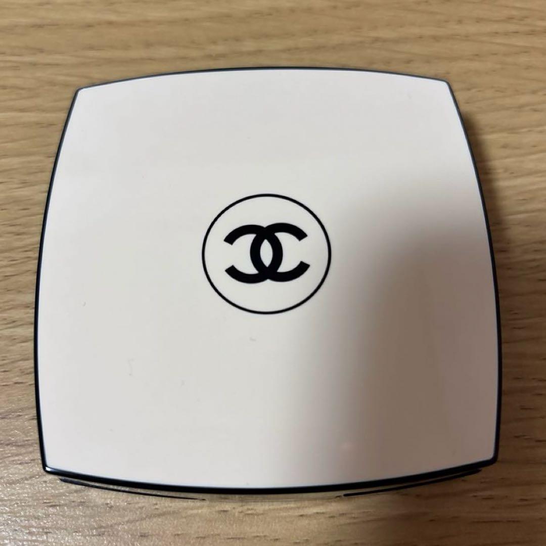 【美品】入手困難 CHANELシャネル レベージュ パレット ルガール ライト