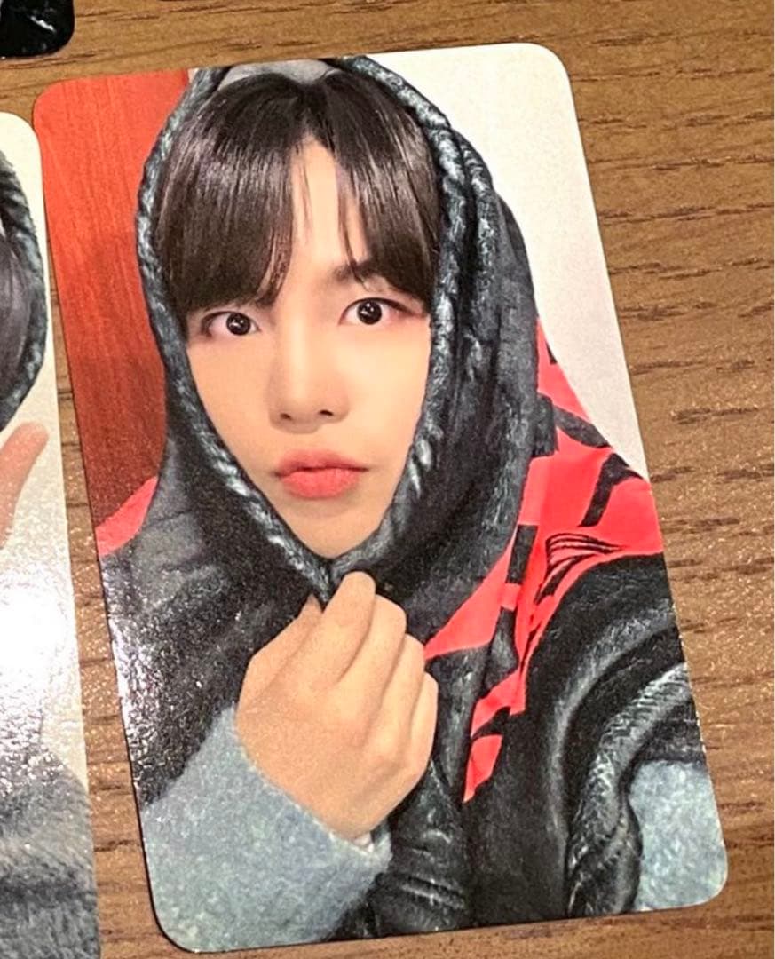 Ateez アチズ　ジョンホ　sbs 歌謡大祭典  サノク　トレカ