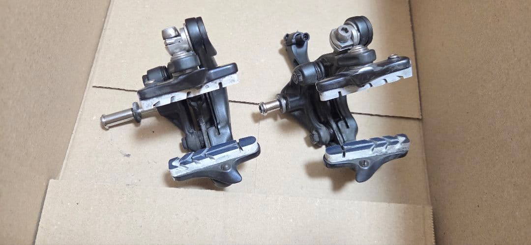 ULTEGRA R8000 キャリパーブレーキ　前後セット