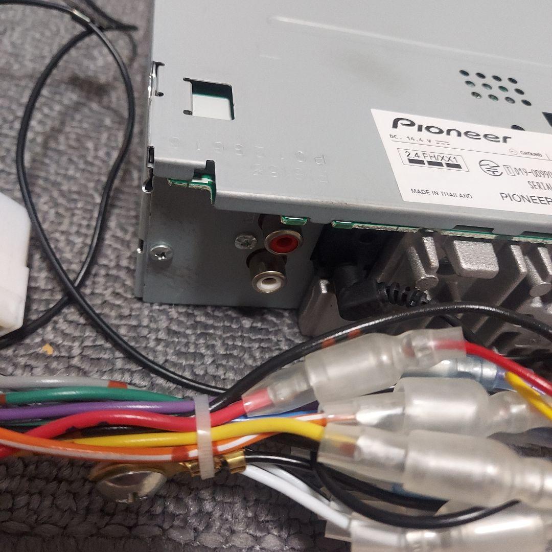 Pioneer DEH-5600 カーオーディオデッキ