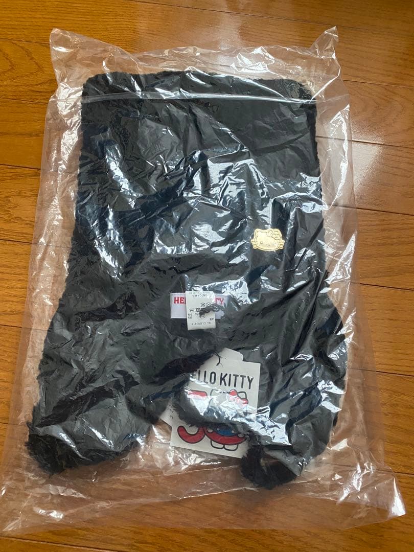 カシラ　HELLO KITTY x CA4LA CATS EAR KNIT