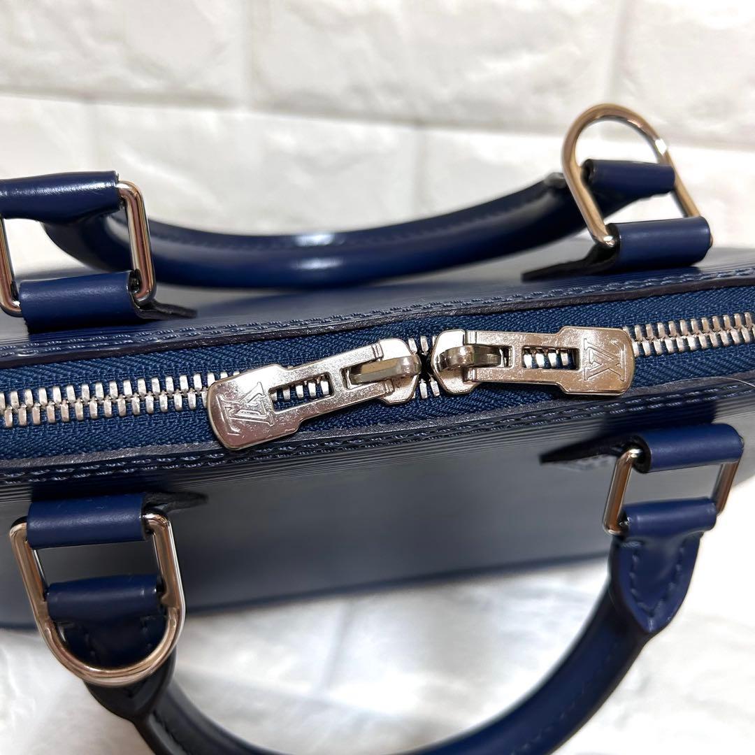 【美品】LOUIS VUITTON エピ　アルマ　ハンドバッグ　南京錠　鍵付き