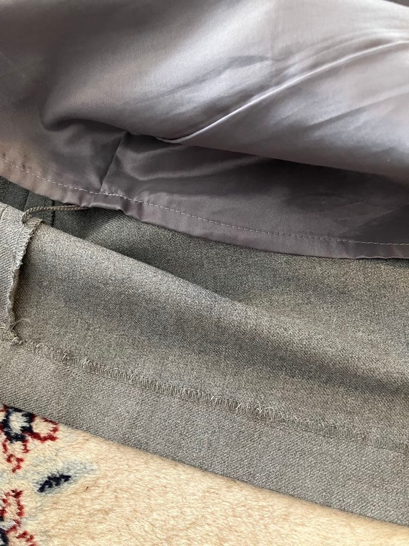 ローズティアラ　42 ジュエル　グレーワンピース　刺繍