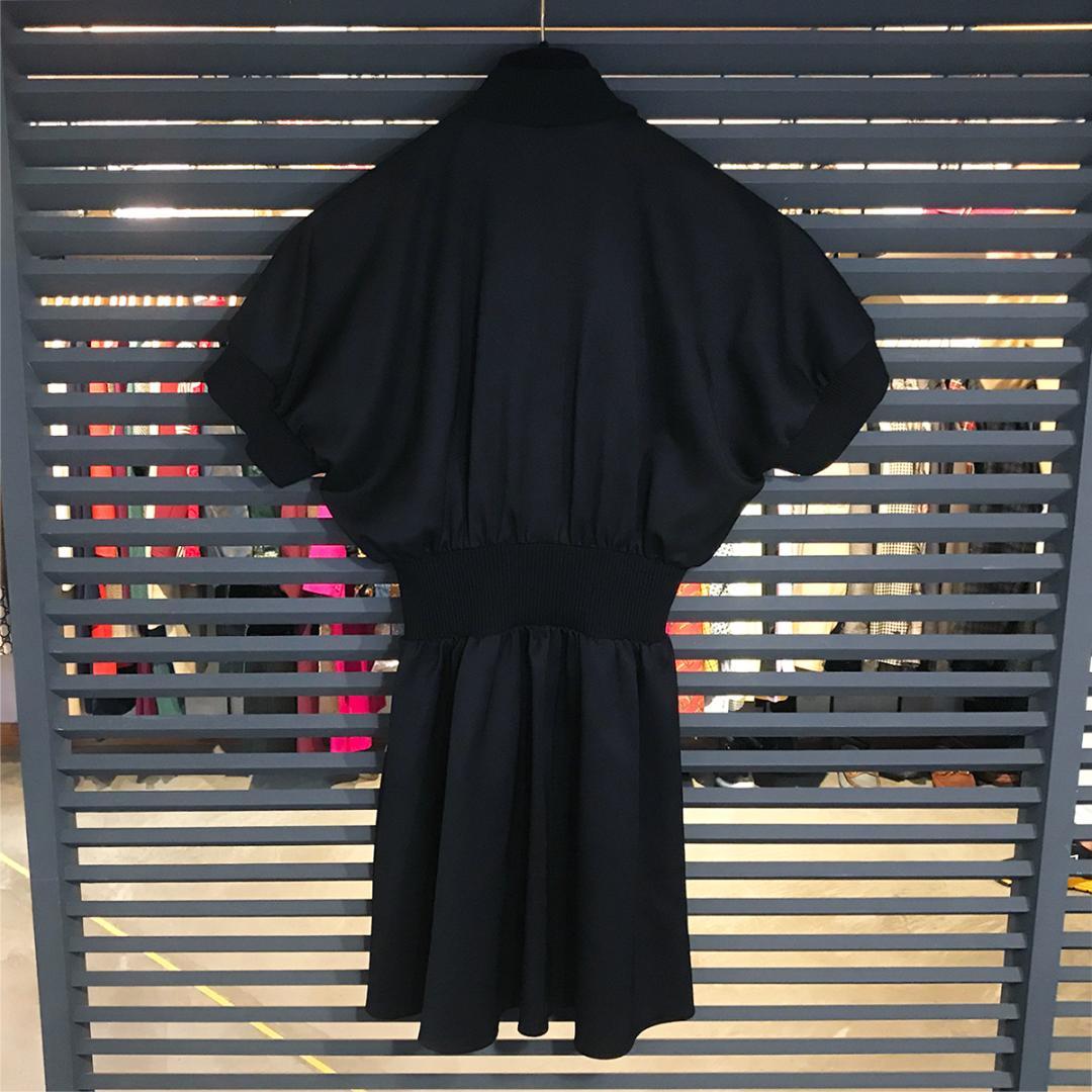 もこ様の 新品同様 ルイヴィトン ハート 半袖 ジップアップ チュニック ブラッ