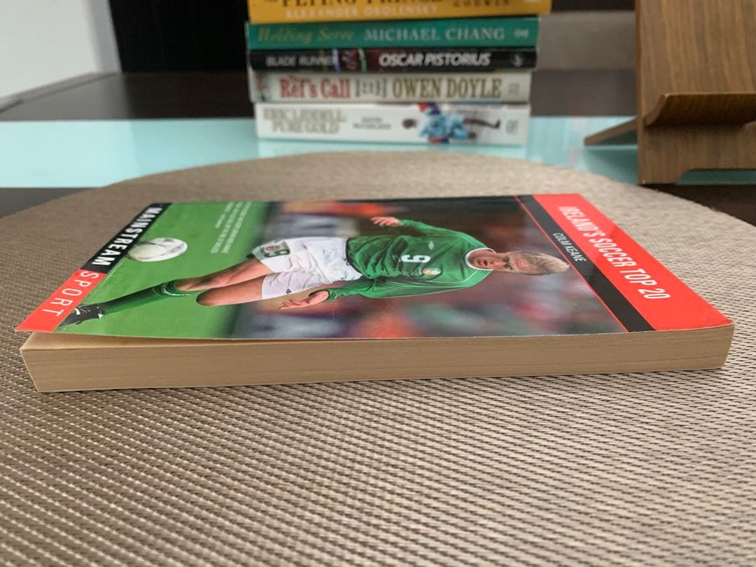 洋書 IRELAND'S SOCCER TOP 20
