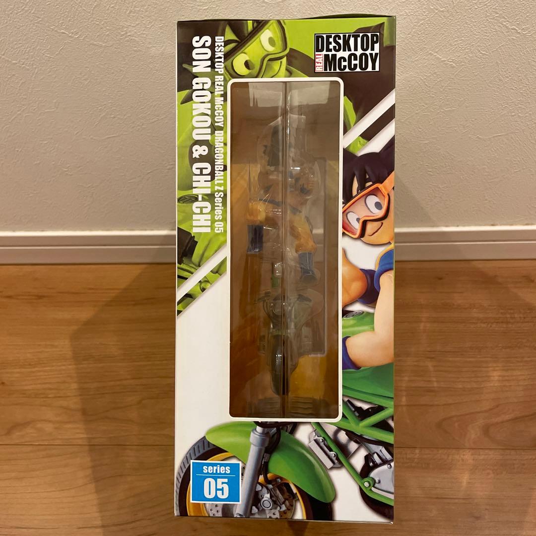 新品未開封ディスクトップリアルマッコイ05孫悟空 & チチ フィギュア