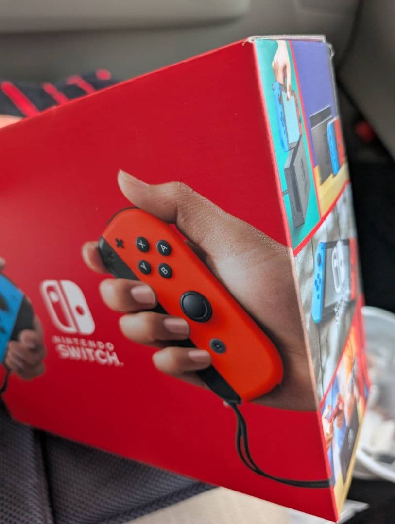 新品開封　Nintendo Switch 本体 青 赤 Joy-Con付き