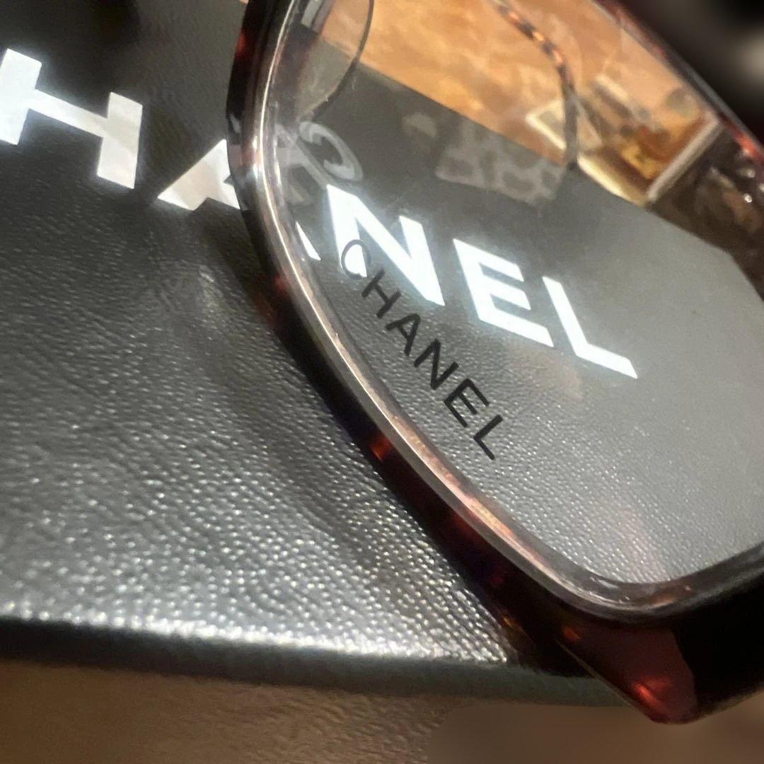 CHANEL 伊達メガネ