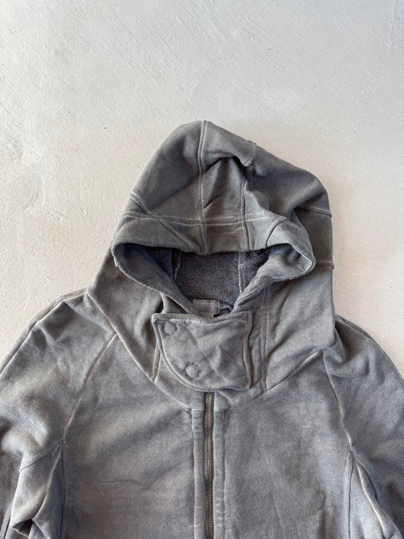 《TRANSIT PAR SUCH》ジップアップパーカー グレー(mt109)