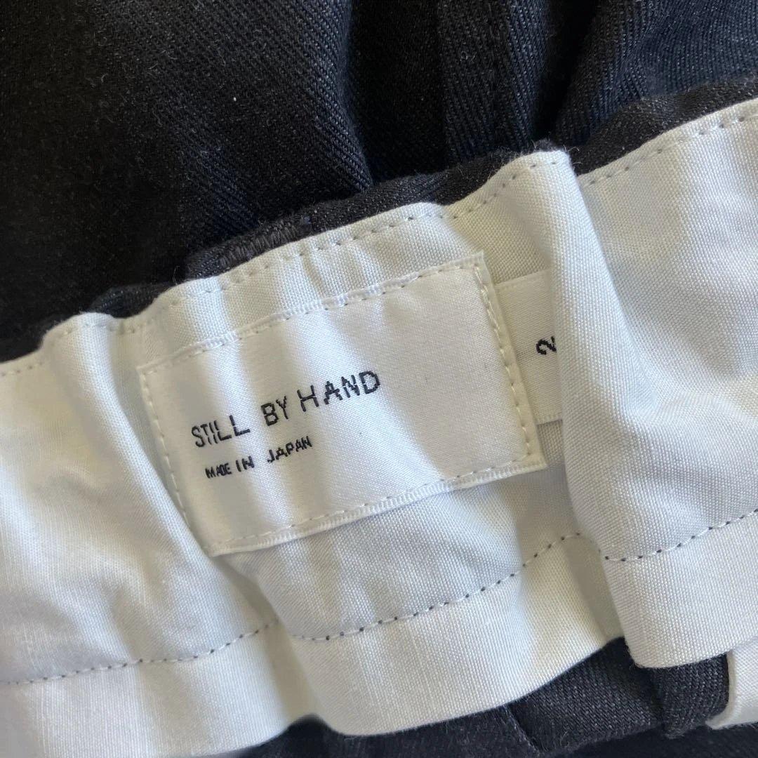 パンツ 25 STILL BY HAND Deep tuck pressed pants