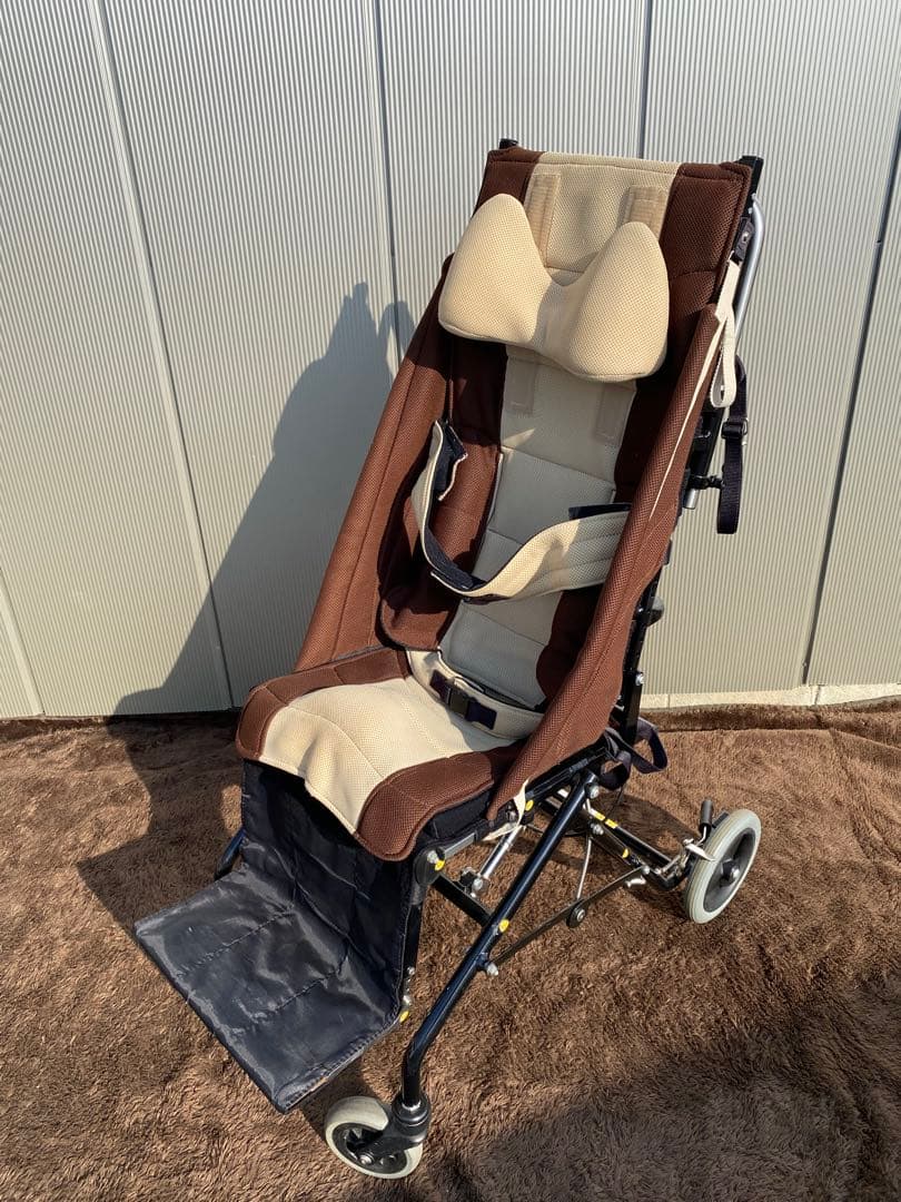 児童用車椅子　バギー　きさく工房　Mサイズ
