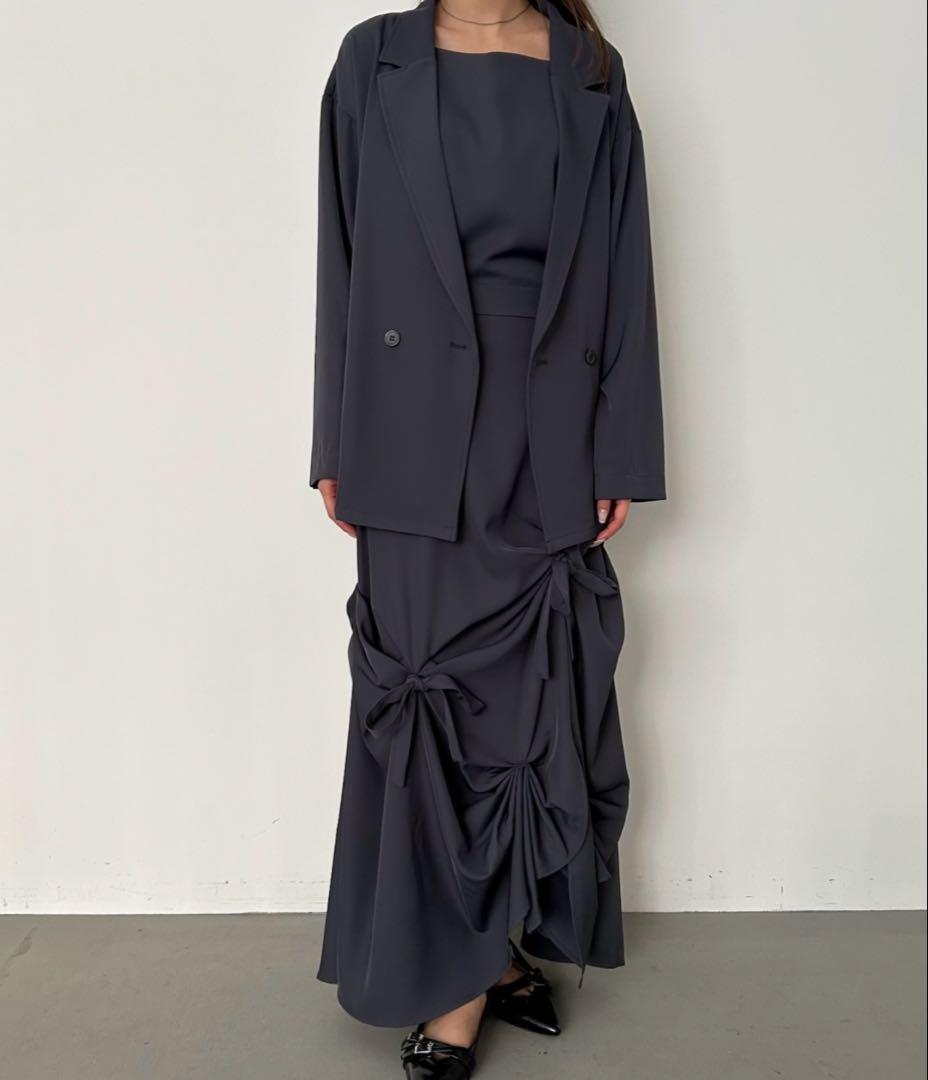 【et.UNIVER】Frourish attached dress