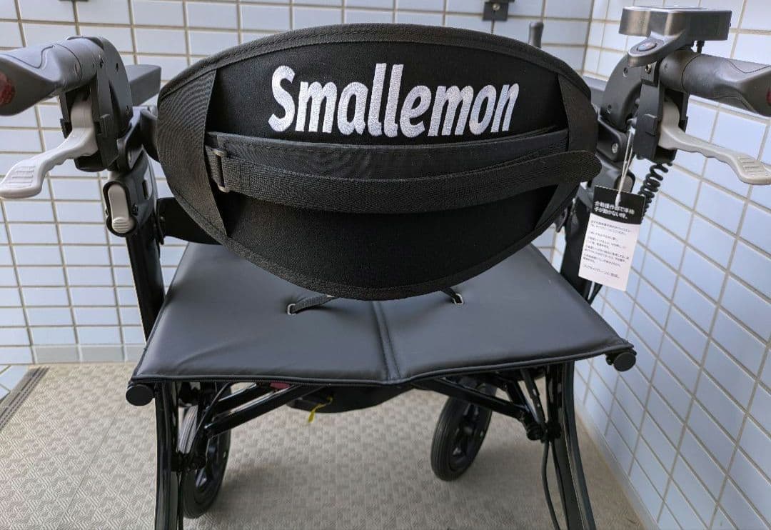 美品 ★軽量電動車椅子 ★電動アシスト付★ 介助可 17.8kgバッテリ2個付