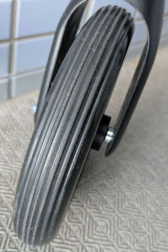 美品 ★軽量電動車椅子 ★電動アシスト付★ 介助可 17.8kgバッテリ2個付