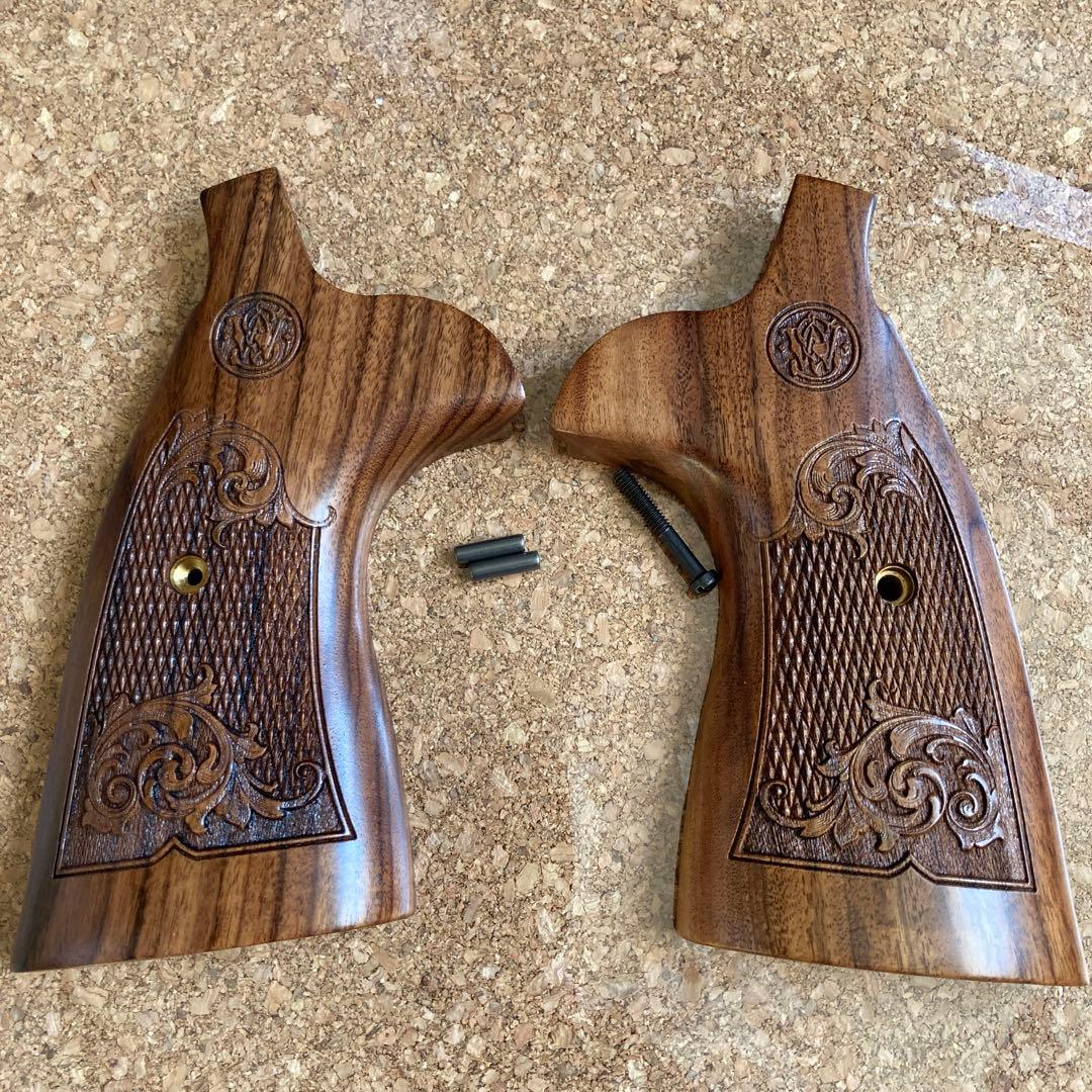 アルタモント　S&W アニバーサリーグリップ　Nフレーム　木製グリップ